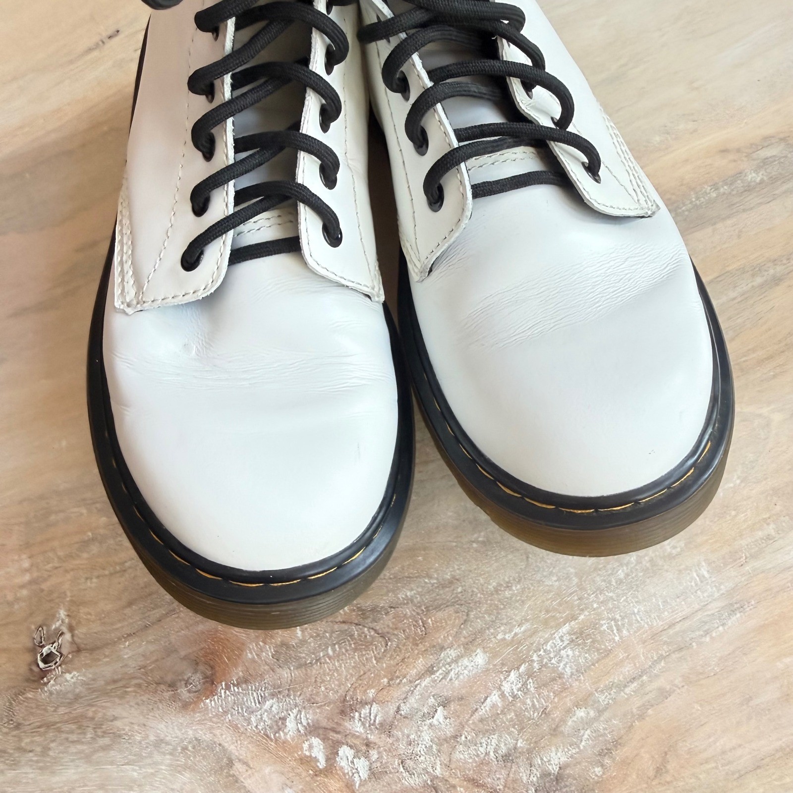 Dr. Martens 1460 White Leather Boots M4 W5 Lace Up Combat Grunge Streetwear Edgy