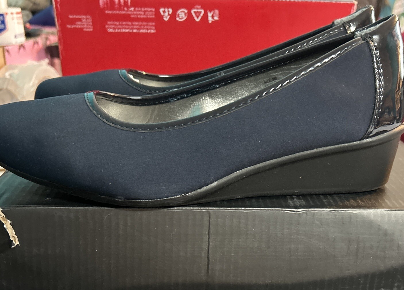 London Fog LF Chester Navy Neoprene FG 156A Slip On Wedge Heel Women Sz 8 M