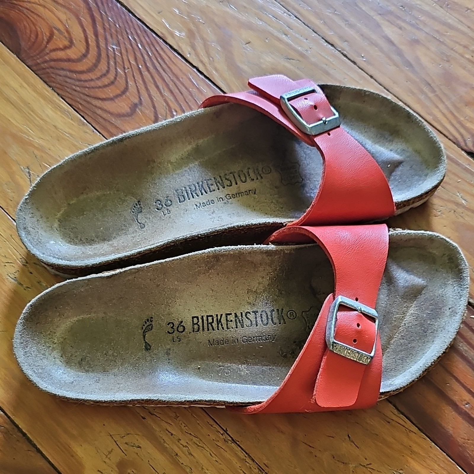Birkenstock Madrid Red Slide Sandals Buckle Adjustable Strap Suede Insole EU 36