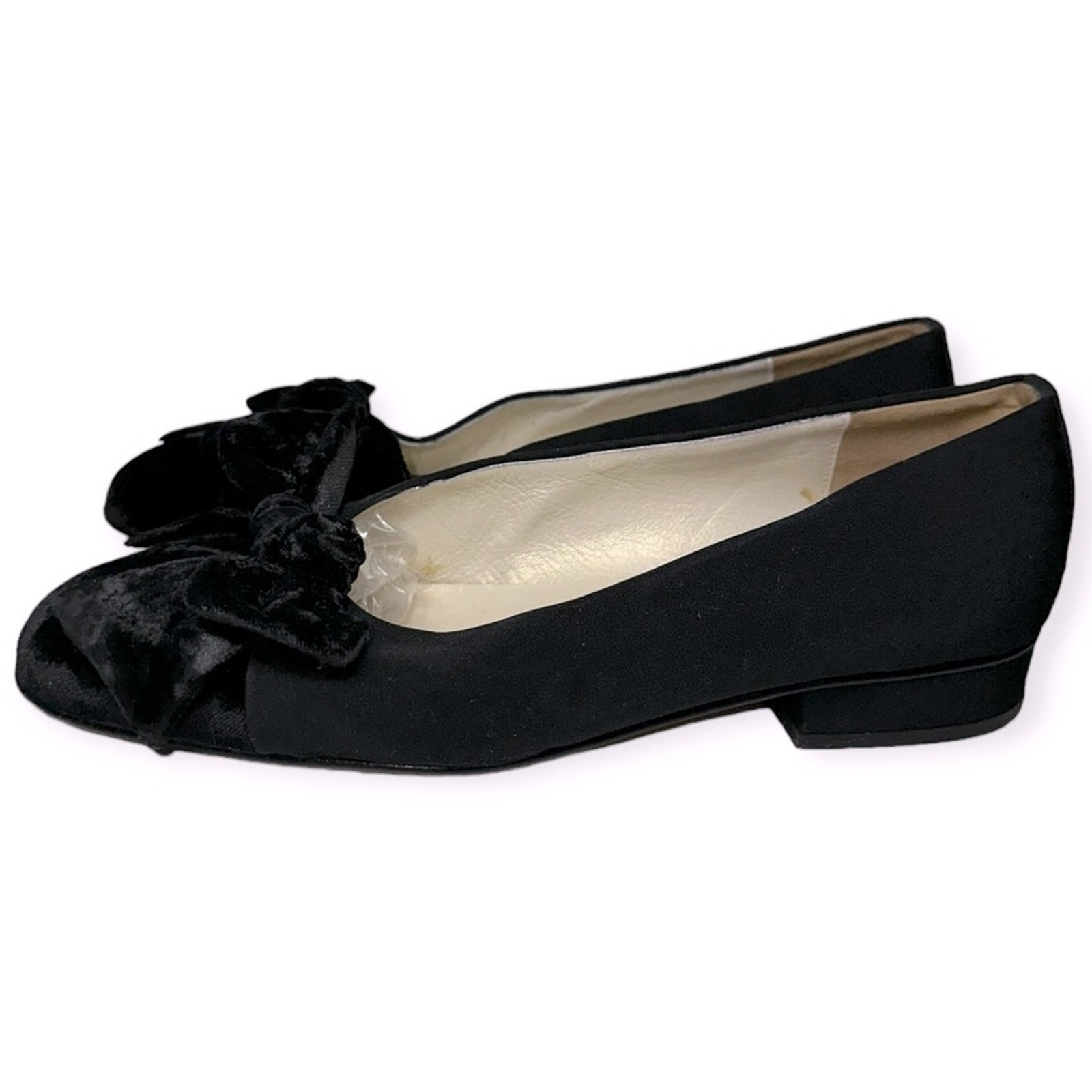 P. Verdi Paris Womens Size 37 6.5 Black Velvet Bow Cap Toe Slip On Loafers Flats