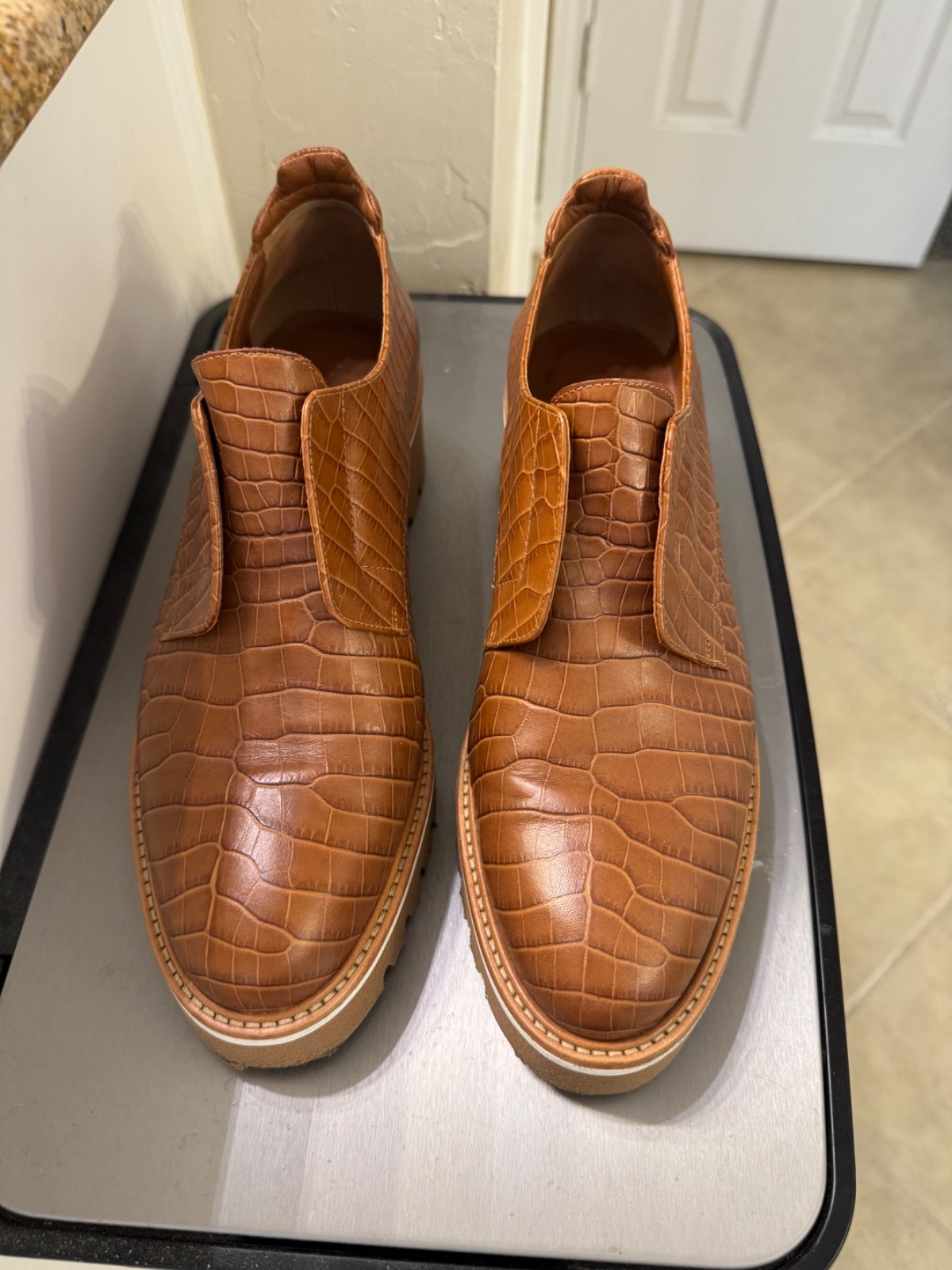 M. Gemi Croc Embossed Derby Shoes Women’s 10 US / 41 EU Lug Sole