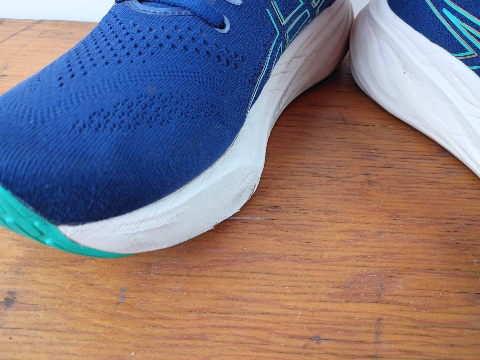 Asics Gel-Nimbus 26 Women’s Size 8 Running Shoes Blue *See description