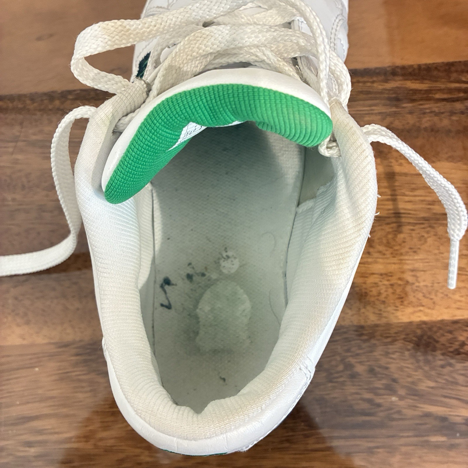 K-Swiss Womens Size 8 White Green Leather Court Tennis Shoe Casual Lifestyle Y2K