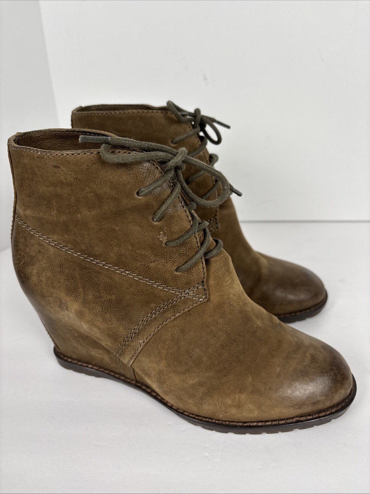 Trask Taupe Leather «Lia» Wedge Bootie Women’s Size 7.5