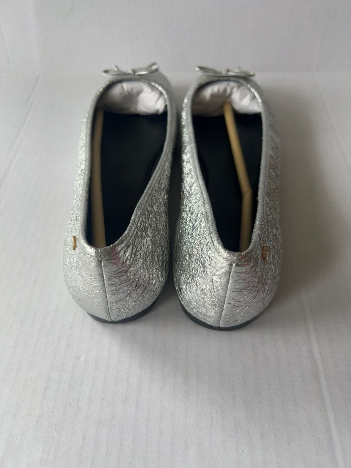 NEW Tory Burch Laila 2 Driver Ballet Flats Silver Crinkle Metallic Leather Shoes