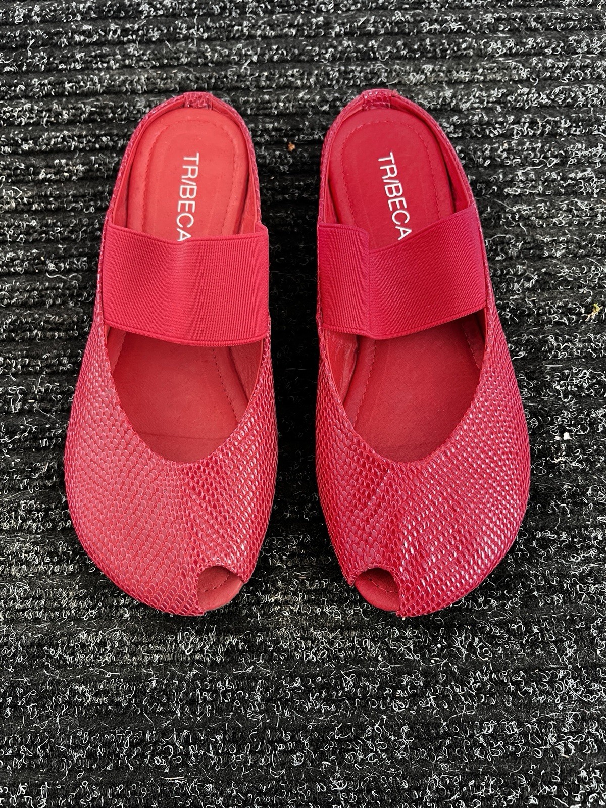 TRIBECA Red Snake Embossed Peep Toe Mules Size 230 US 6 Chic