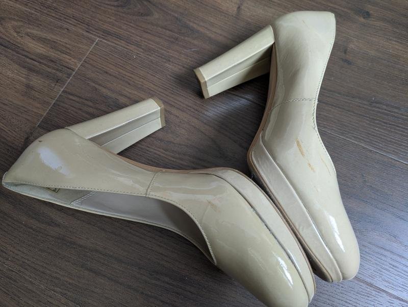 women clarks heels beige patent leather 38 #1PDH
