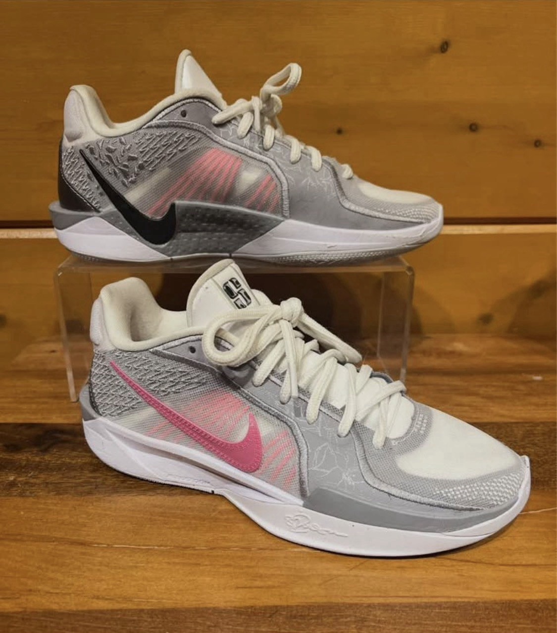 Nike Sabrina 2 Basketball Shoes pink/white/gray Sz 6.5 women’s