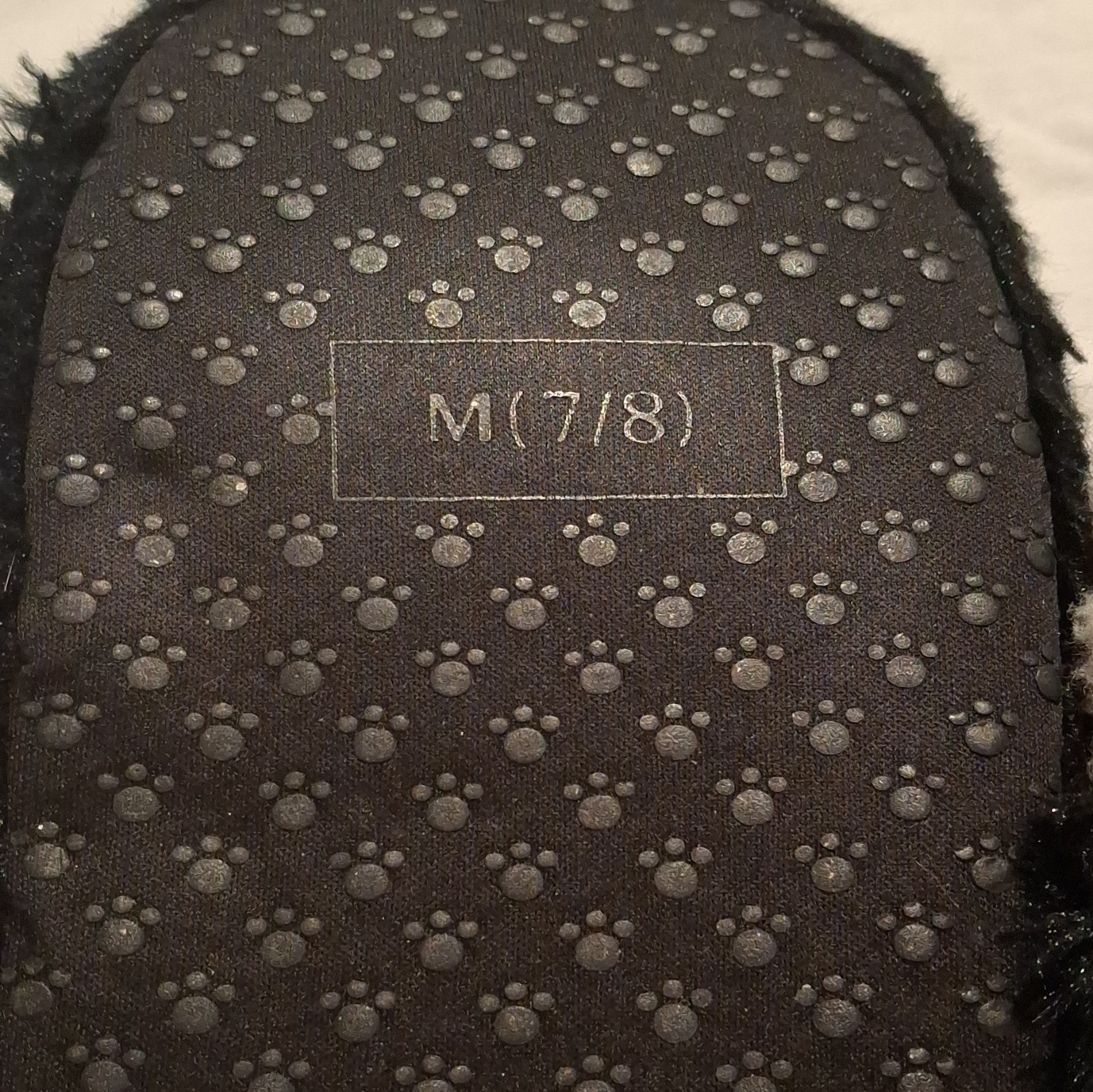 Women’s Plush Zebra Animal Print Slip-On Slippers Faux Fur Sz 7/8 Black/White