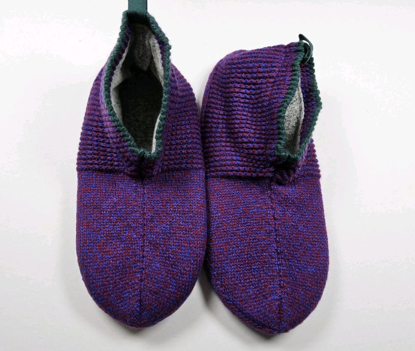 Bombas Gripper Slippers House Shoes Socks Size M (M 7-9.5, W 9-11.5)