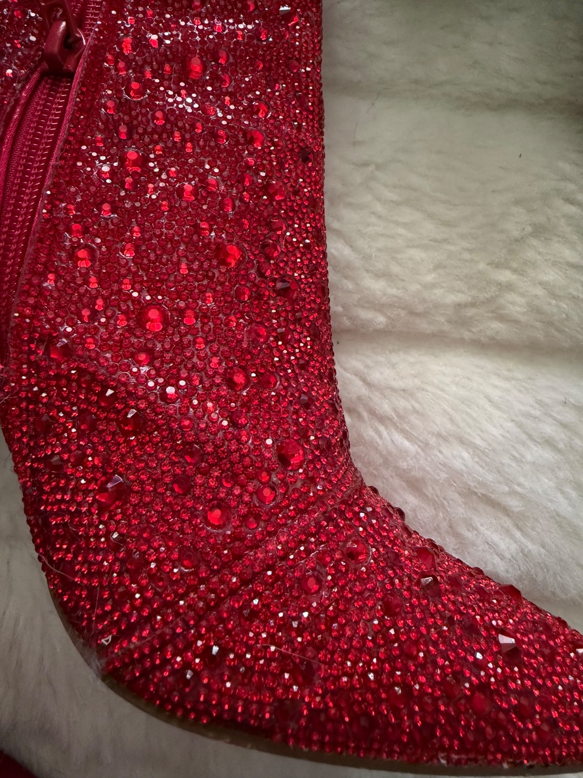 BETSEY JOHNSON SIZE 8 Red Beaded Sparkle Pointed Covered Block Heel Side Zip