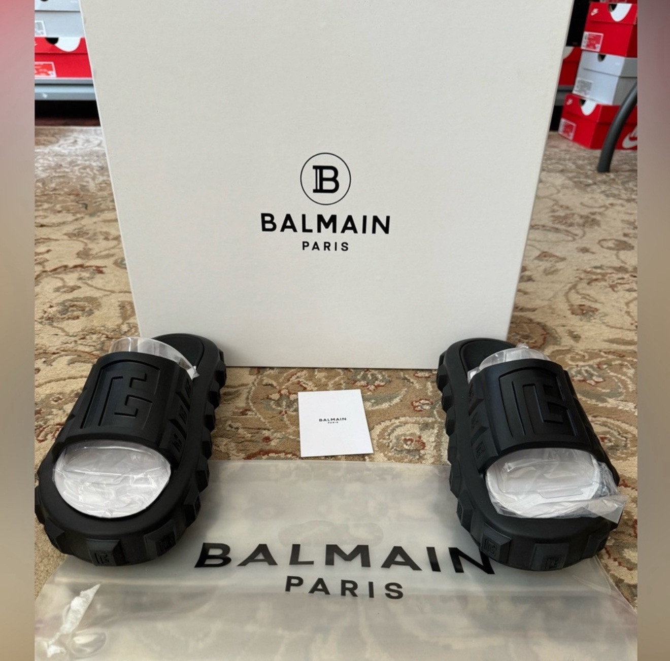 Brand New Balmain Womens Black Ari Rubber Slides Sandals US 6/7 EU 36/37