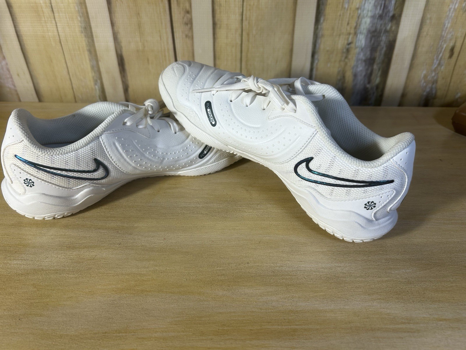 Nike Tiempo Legend 10 Academy 1C Pearl Women’s Size 6 New No Box