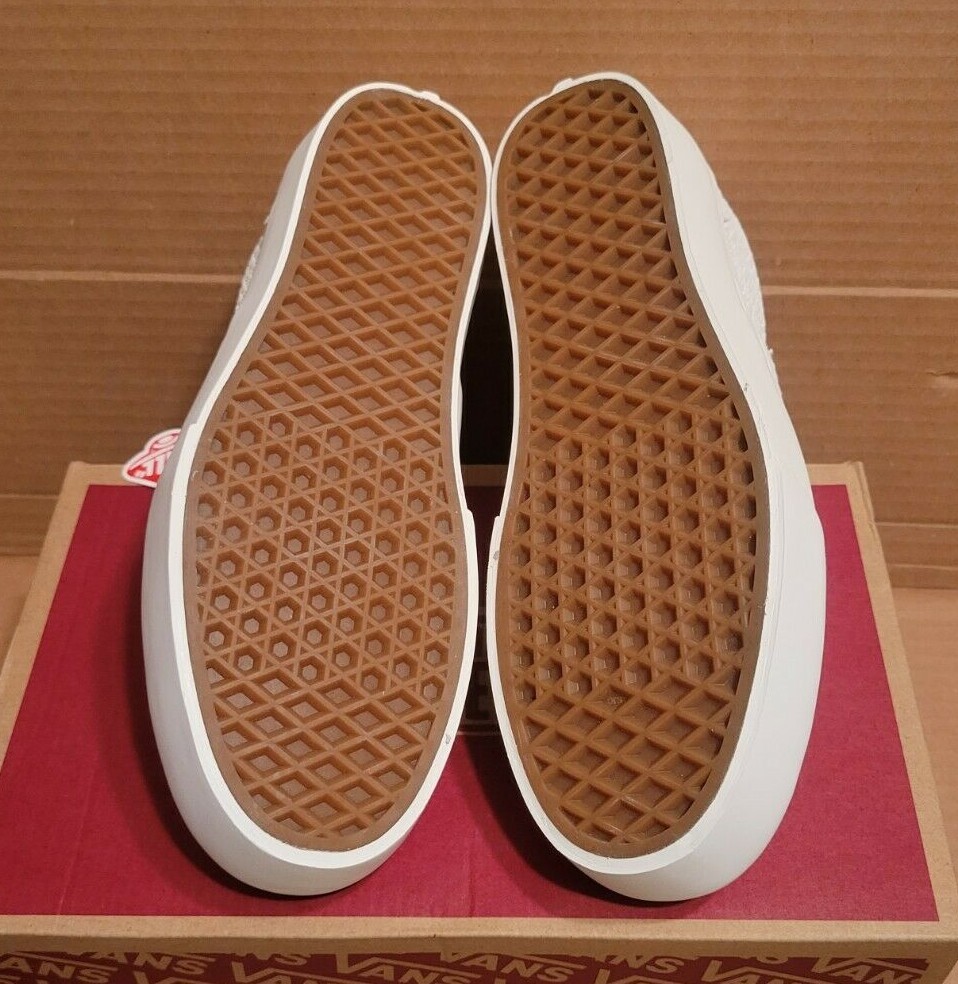Vans Era Platform (Animal) Emboss Size: 9.5 Women/ Size: 8 Men/ 9.5 Women