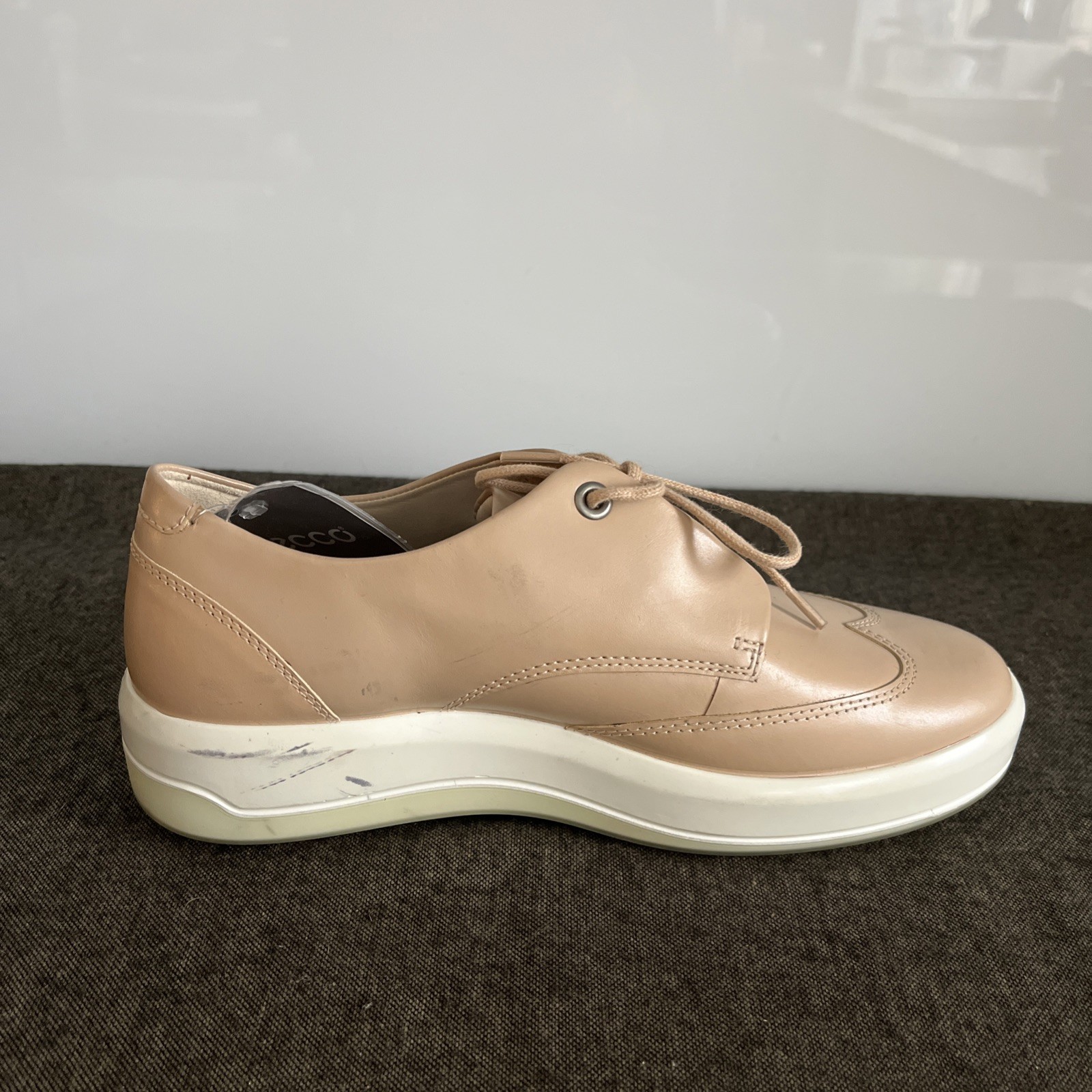 Ecco Women’s Soft 9 Volluto Calf Leather Wingtip Sneaker • EU 37 (US 6-6.5)