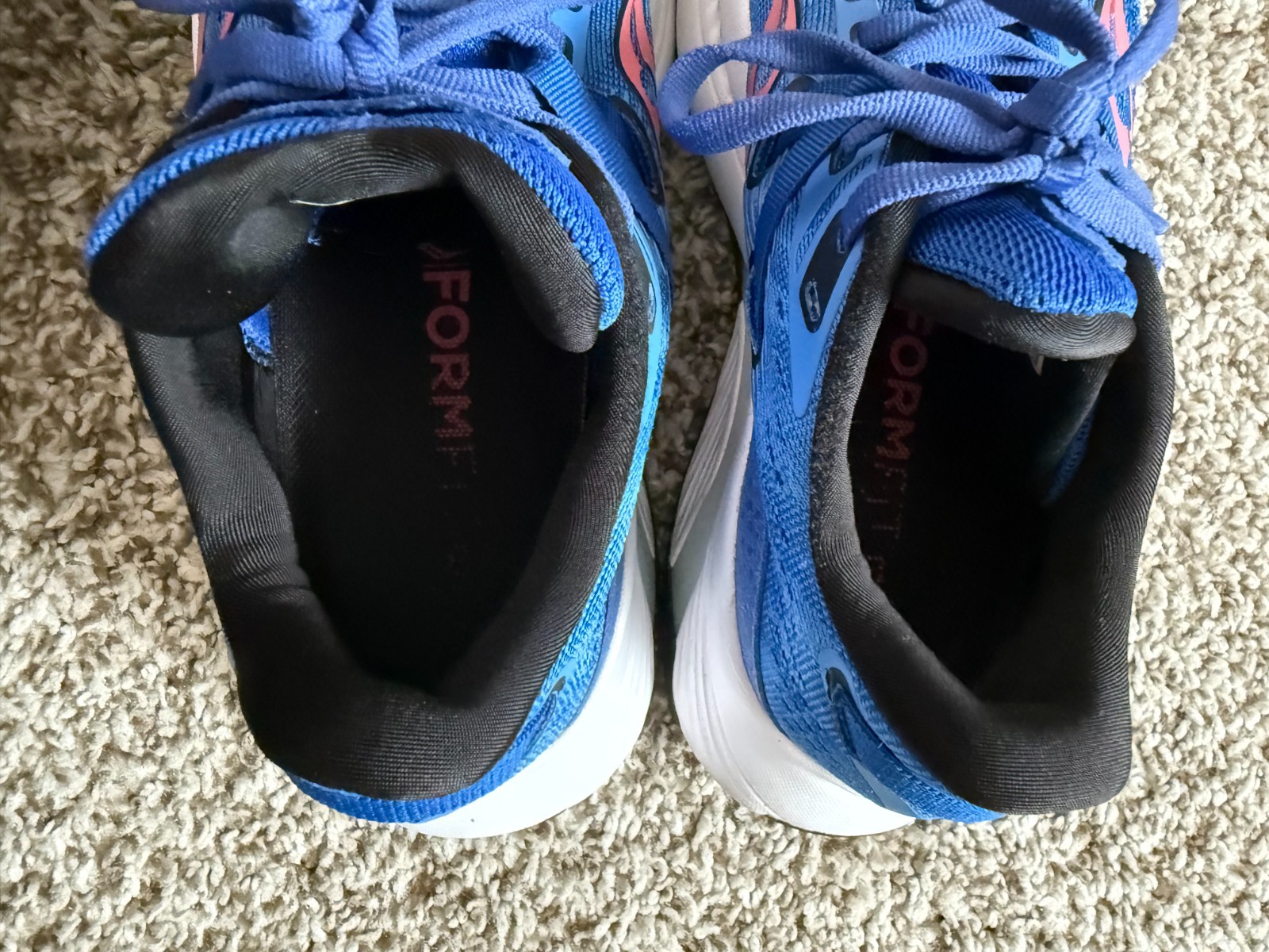 Womens Saucony Guide 16 Running Shoes Size 5.5 Color Bluelight and Black