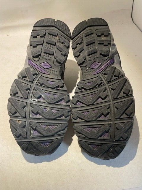 Nike Women’s Alvord 8 Grey/Purple – Size:8.5 – (D) – Medium/Standard