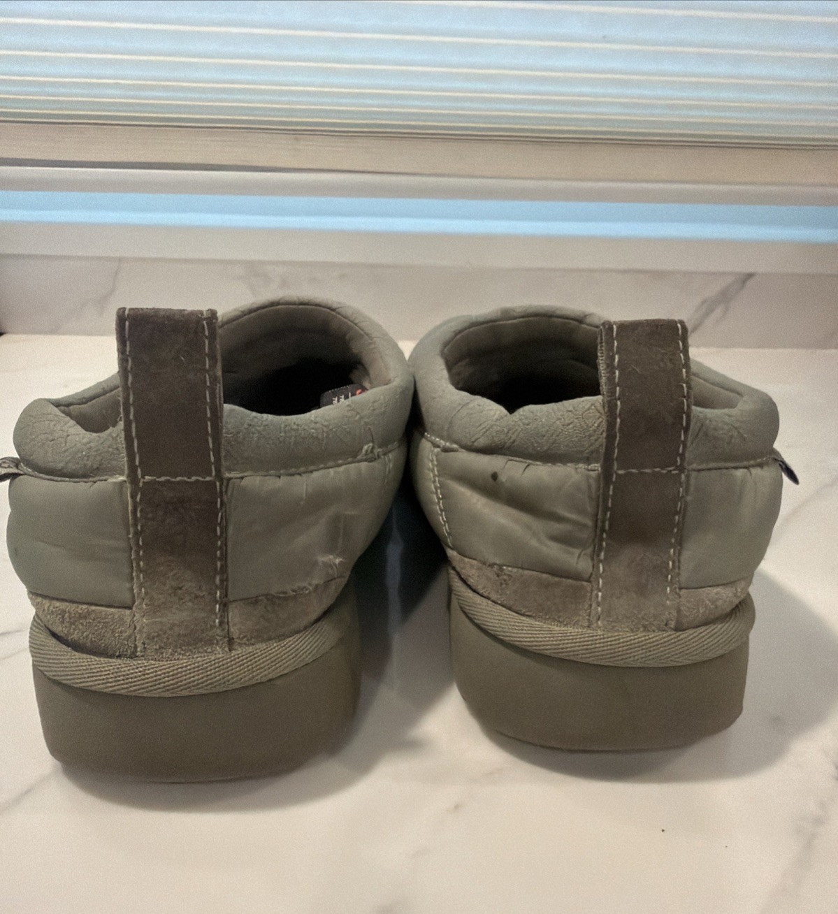 UGG Tasman LTA 6 Moss Green Gorpcore Street Style Cozy Chic Clean Girl