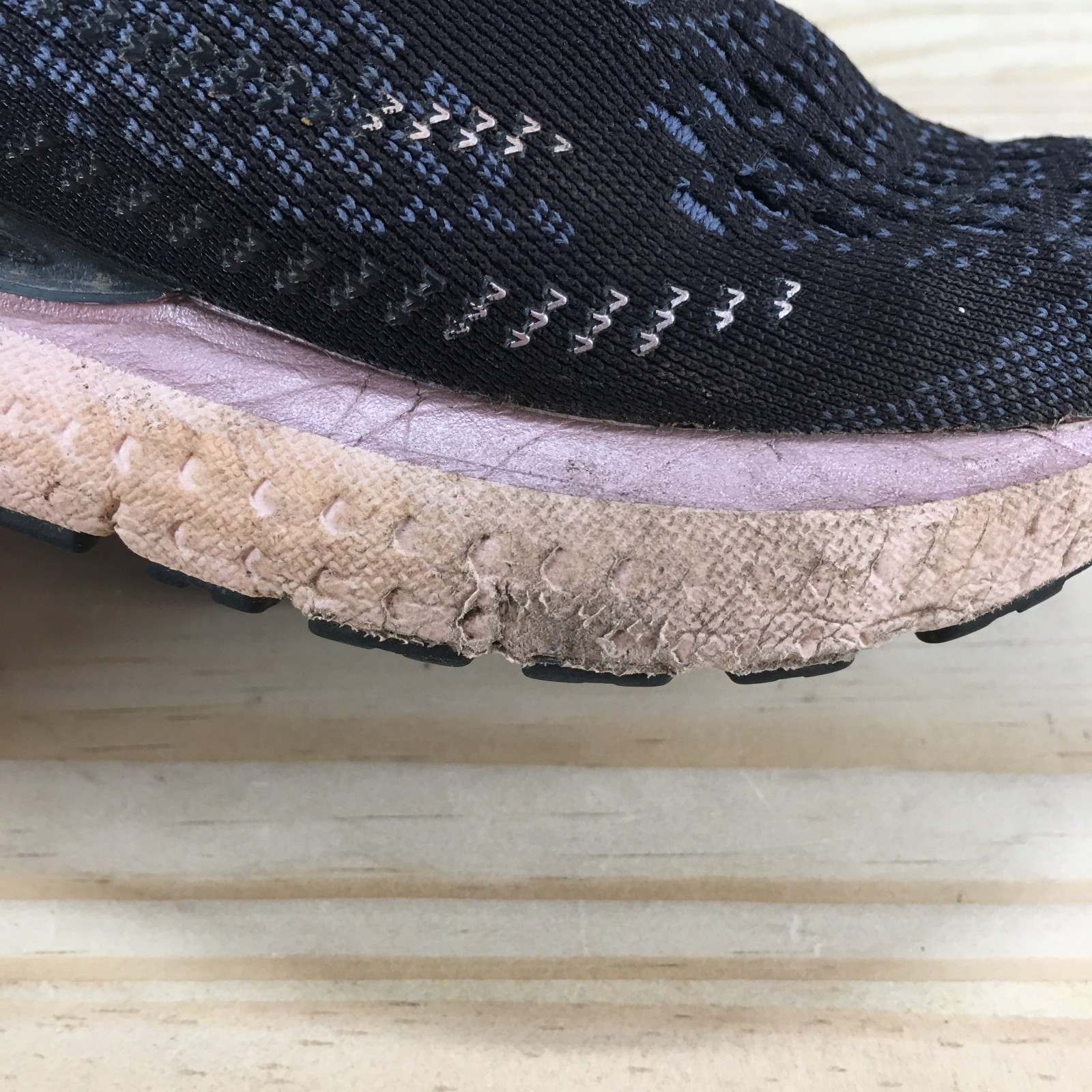 Brooks Shoes Womens 7 Glycerin GTS 19 Running Sneakers 1203441B074 Black Pink