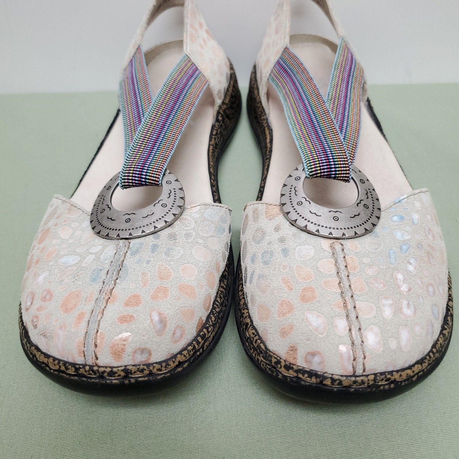 Rieker Daisy Sandals Womens 8US / 38EU Slip-On Slingback Rainbow Pebbled Flats