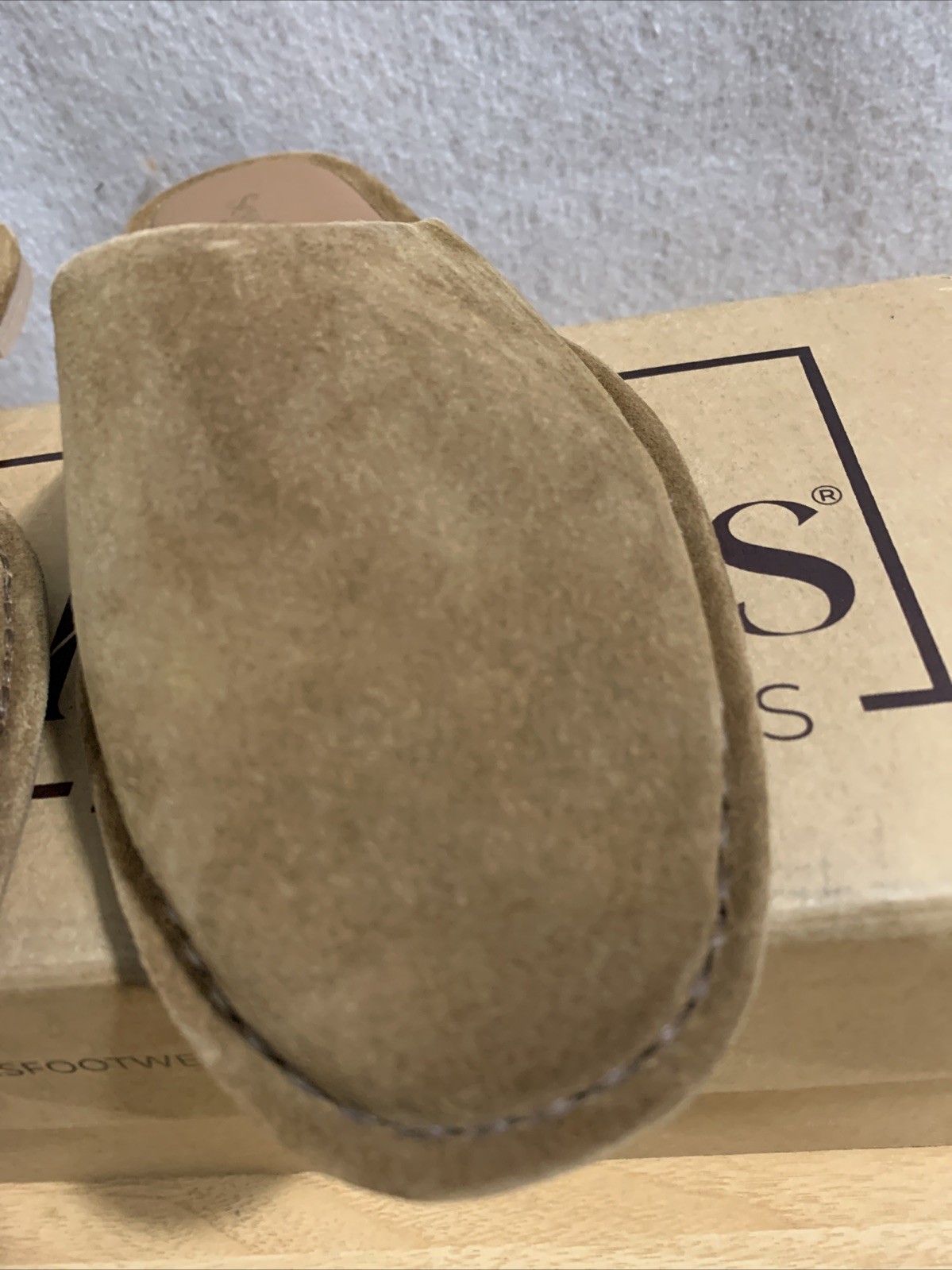 Seychelles Brown Eye of the beholder Slides Suede Women Size 6