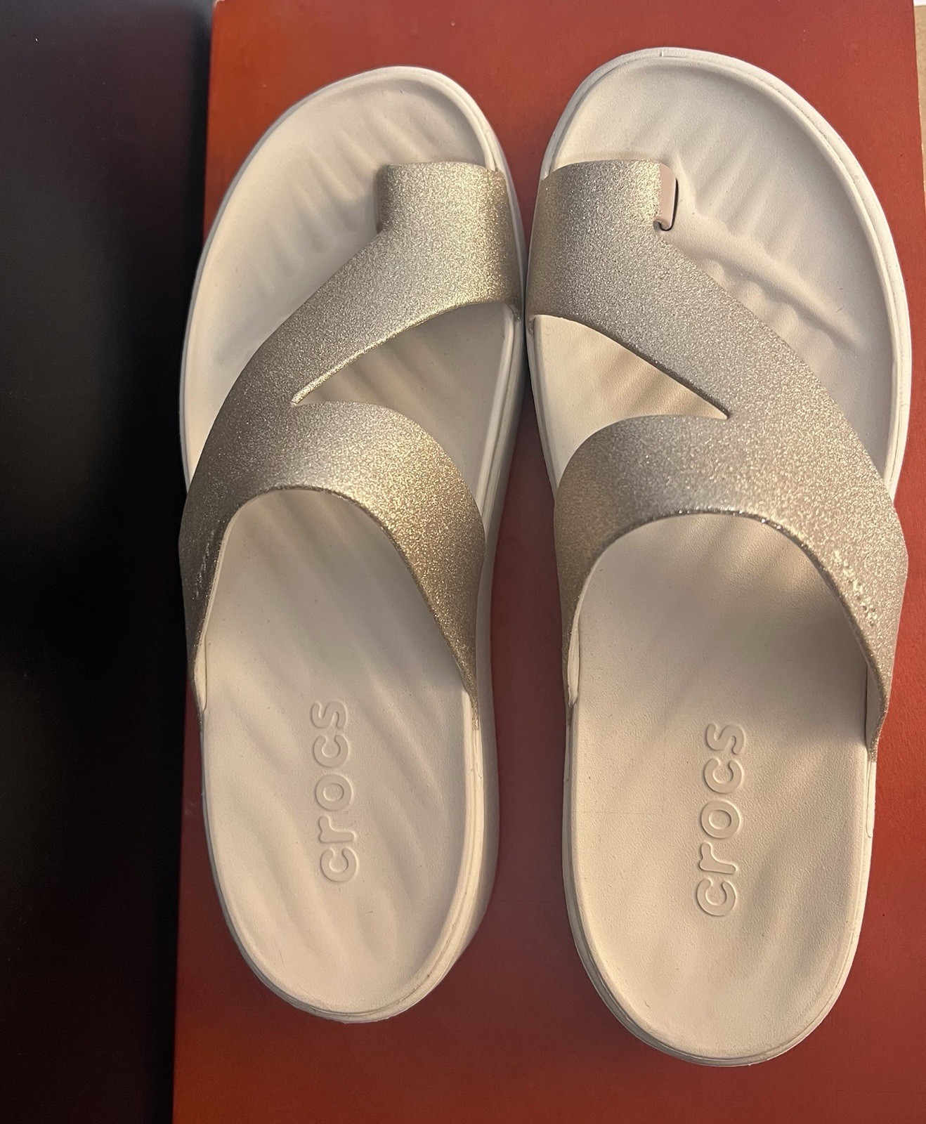 Crocs Women’s Size 10 Silver Glitter Croslite Slip-On Platform Sandals Comfort