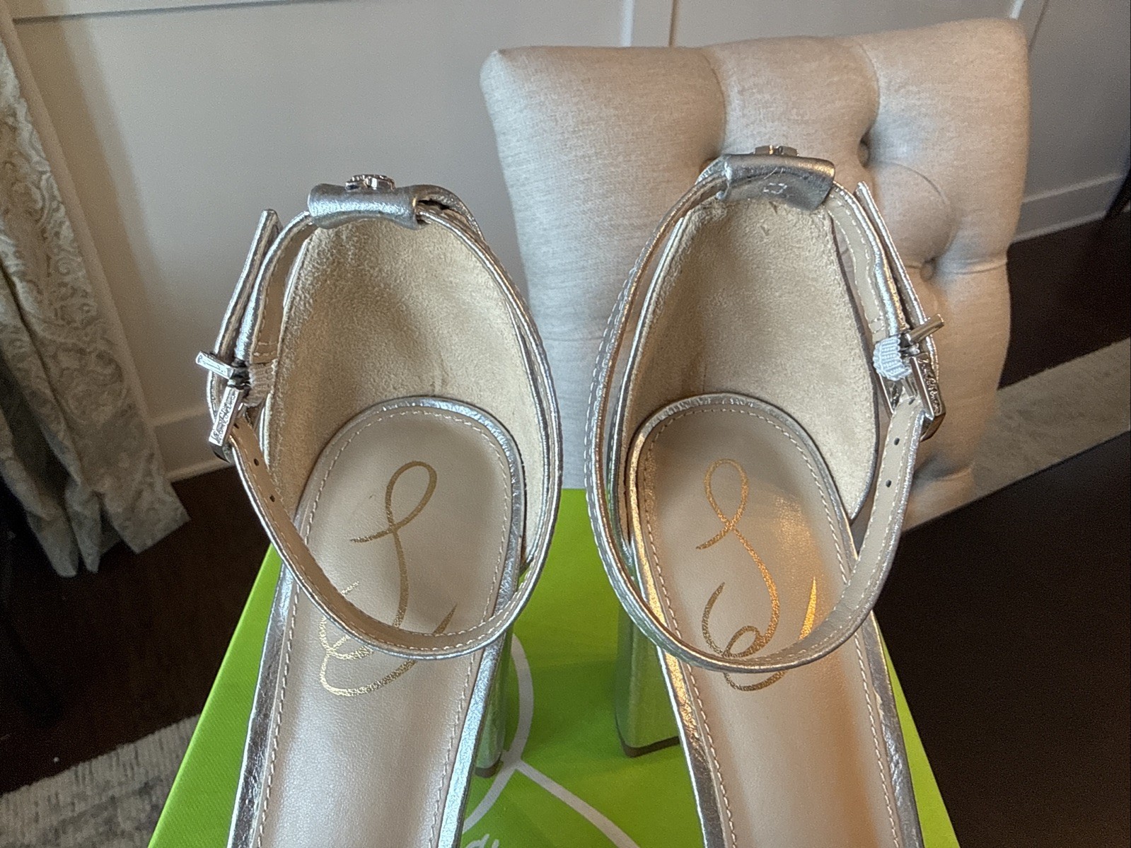 Women’s Size 8.5 Sam Edelman Yaro Silver Heels
