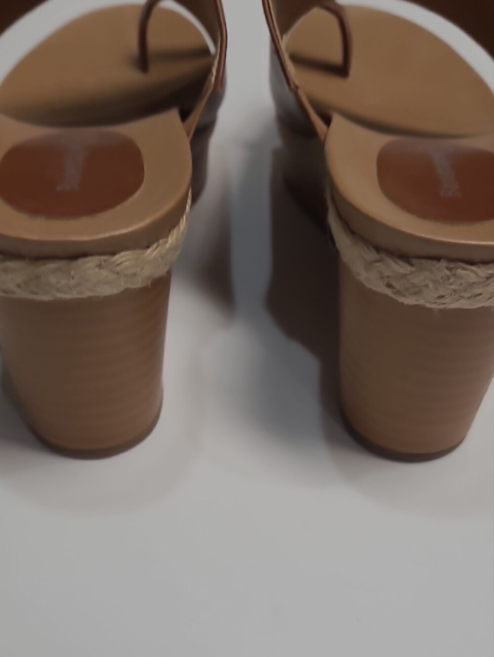 BareTraps Lynn Brown Toe Ring Wedge Platform Sandals – Size 6