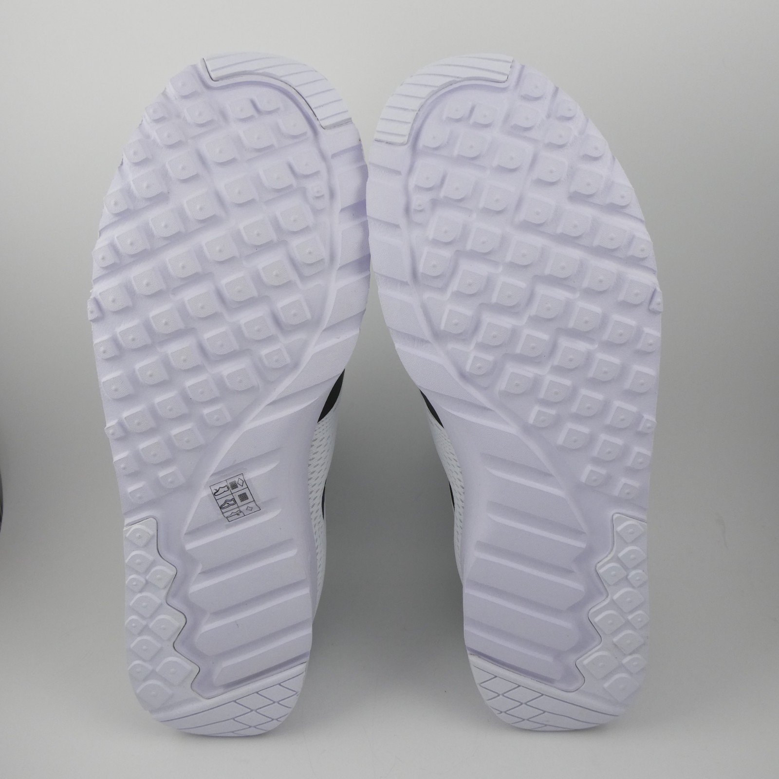 ZUMBA Mid High Top Shoes Trainers Dance Reflective Limited Convention Edition 13