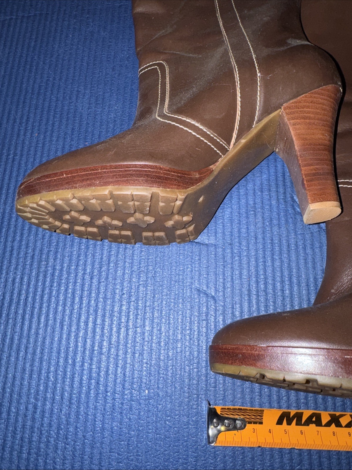Leather Boots Size USA 6M, European 36, English 4, Mexico 3.5 American Eagle