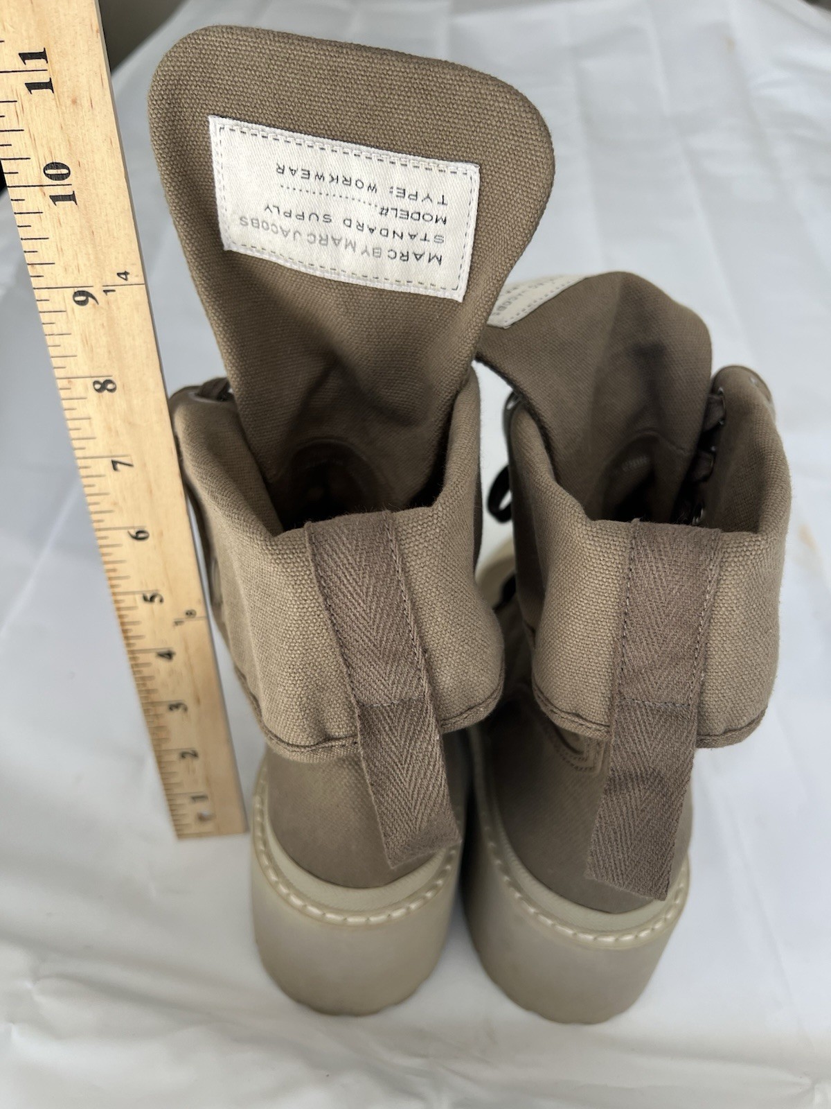 Marc by Marc Jacobs Tan fabric combat Hill/buttons on the side – Lace Up