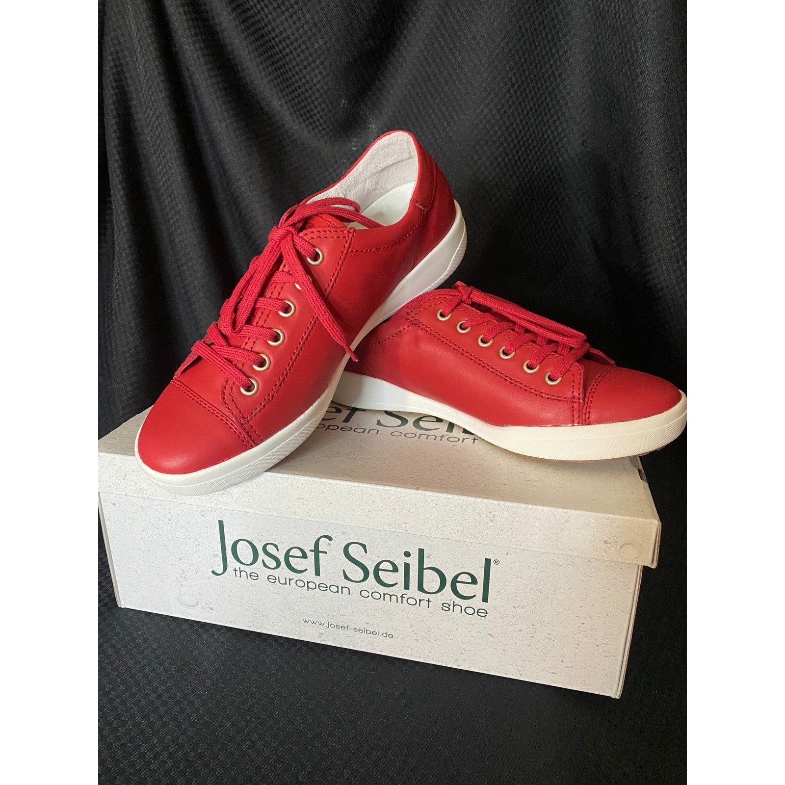 Josef Seibel Caren 01 Red Leather European Comfort Sneakers Size 37 Womens