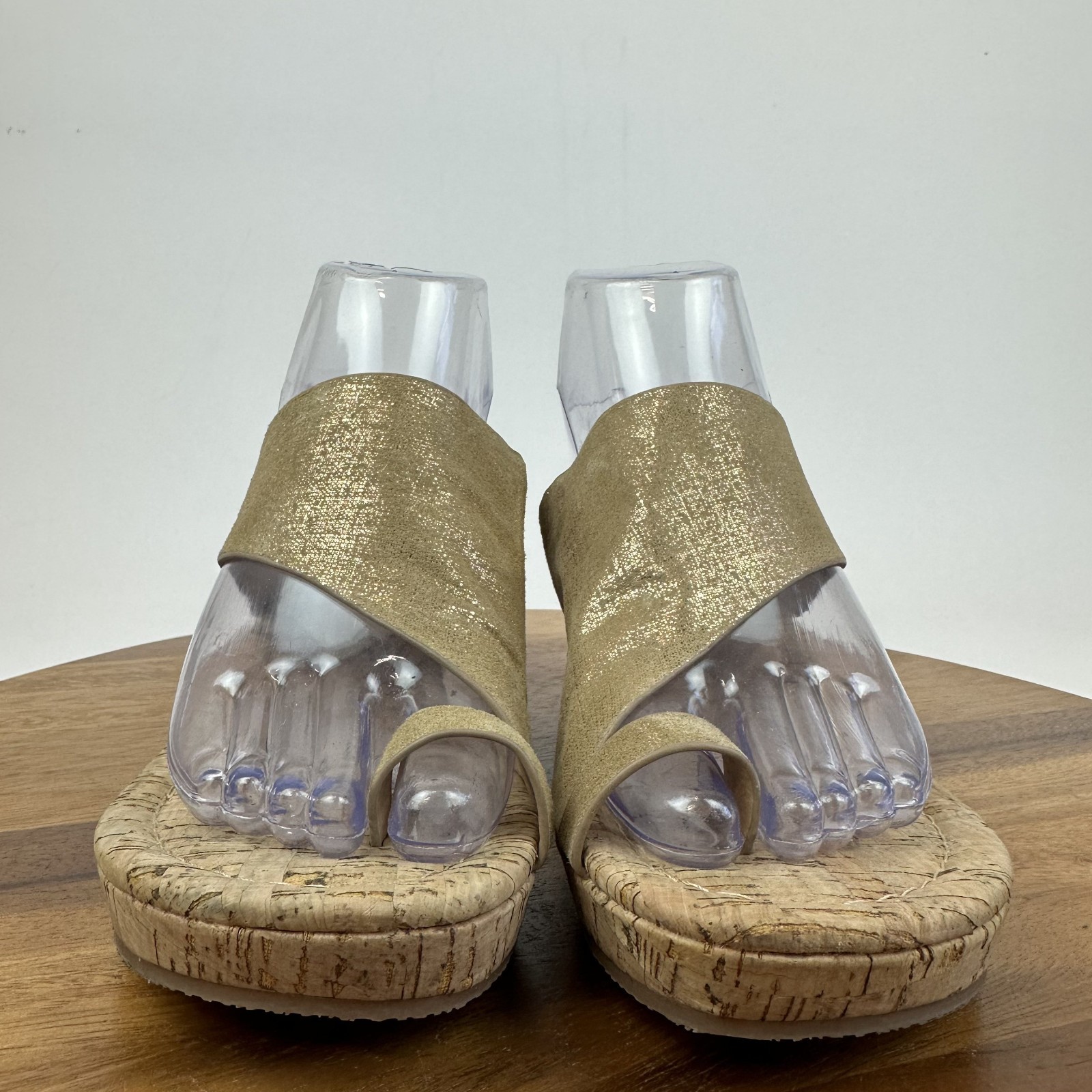 Womens Donald Pliner Gyer Beige Leather Cork Platform Wedge Sandals Size 8 M GUC