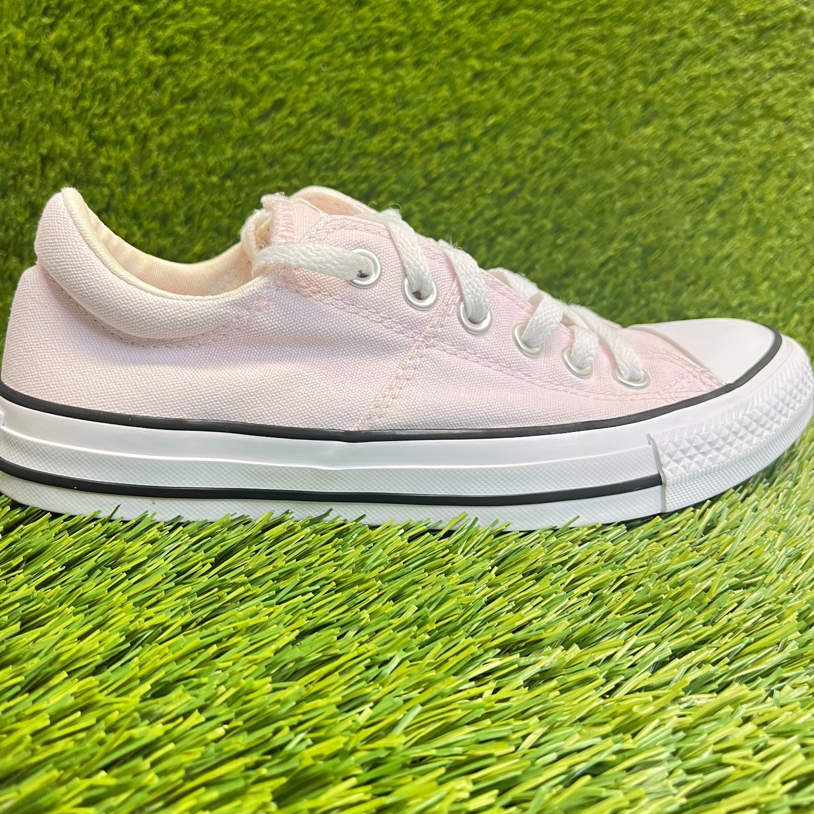 Converse Chuck Taylor All Star Madison OX Womens Size 7 Athletic Shoes Sneakers