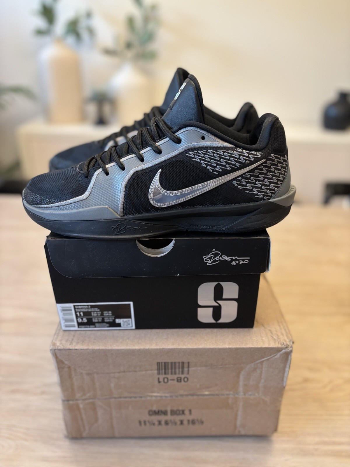 Nike Sabrina 2 Mirrored Black Silver Authentic FQ2174 001 Mens 9.5 Womens 11
