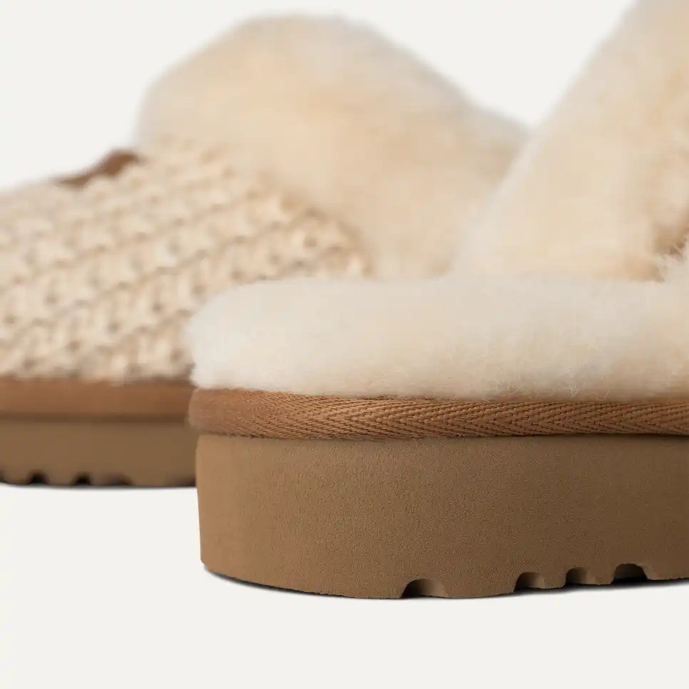 UGG Women’s Cozy Knit Fur Slippers Multicolor – New – Free SHIPPING!!!