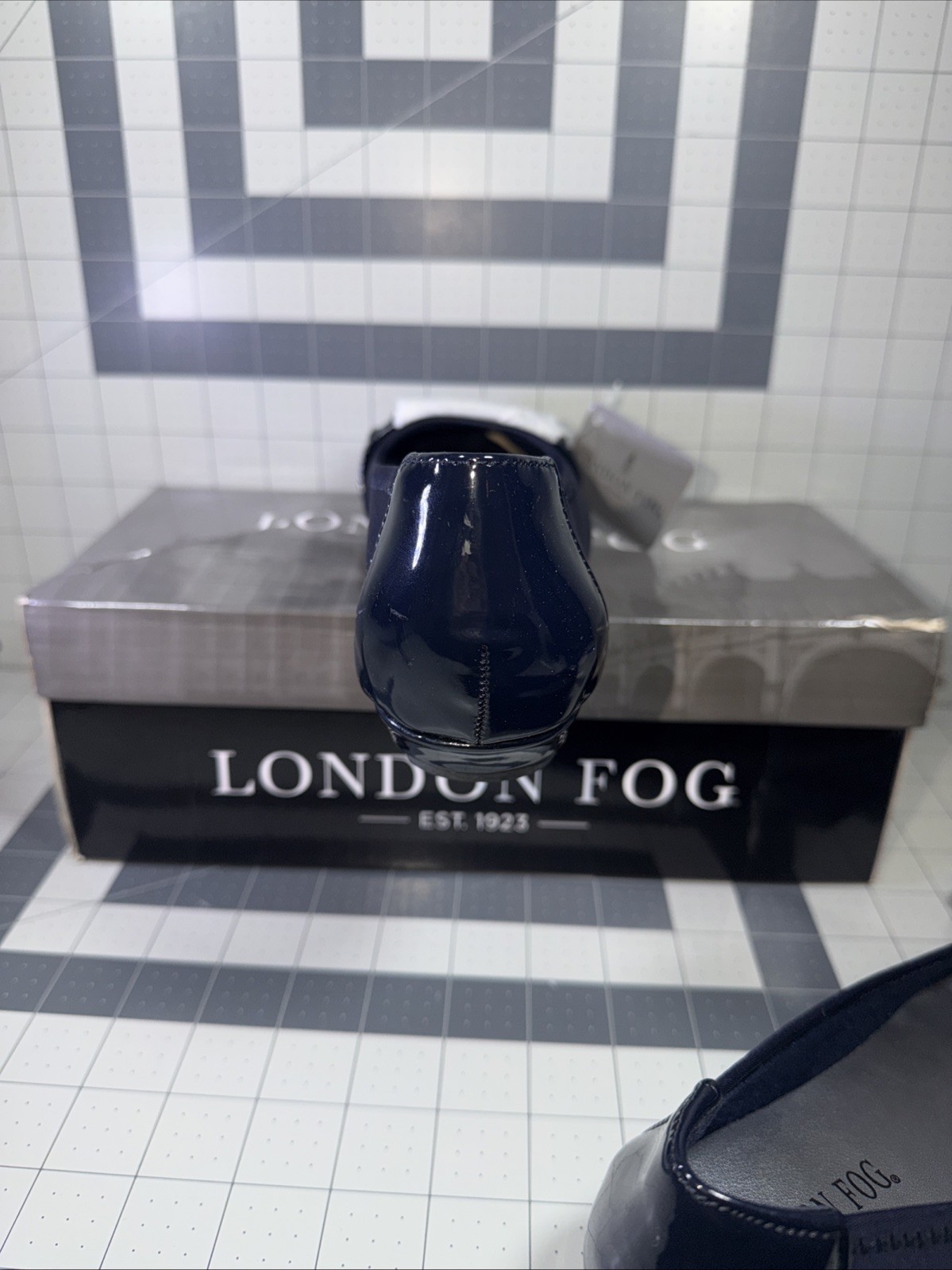 London Fog Chelsea Navy Fabric Flats Size 7.5 ZXK183 New W/ Box Water Resistant