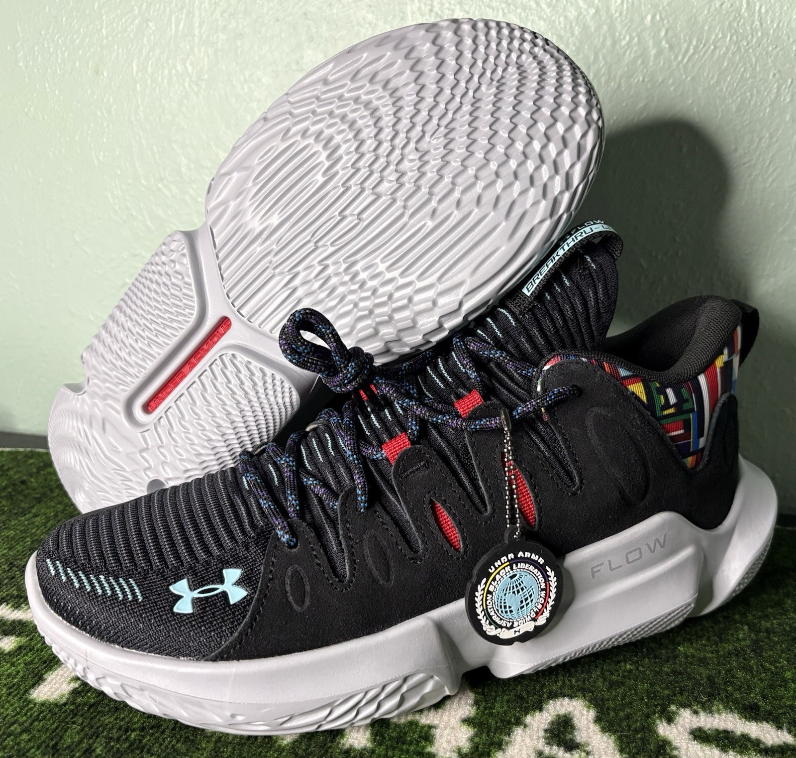 US Women’s 13/Men’s 11.5 – Under Armour Flow Breakthru 4 Basketball «BHM», Rare