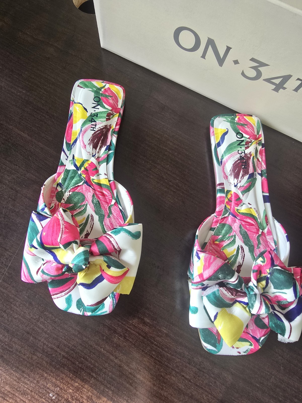 On 34th Jazminn Bow Slide Sandals Womens 5.5 Floral Tropical Print Flat NWT