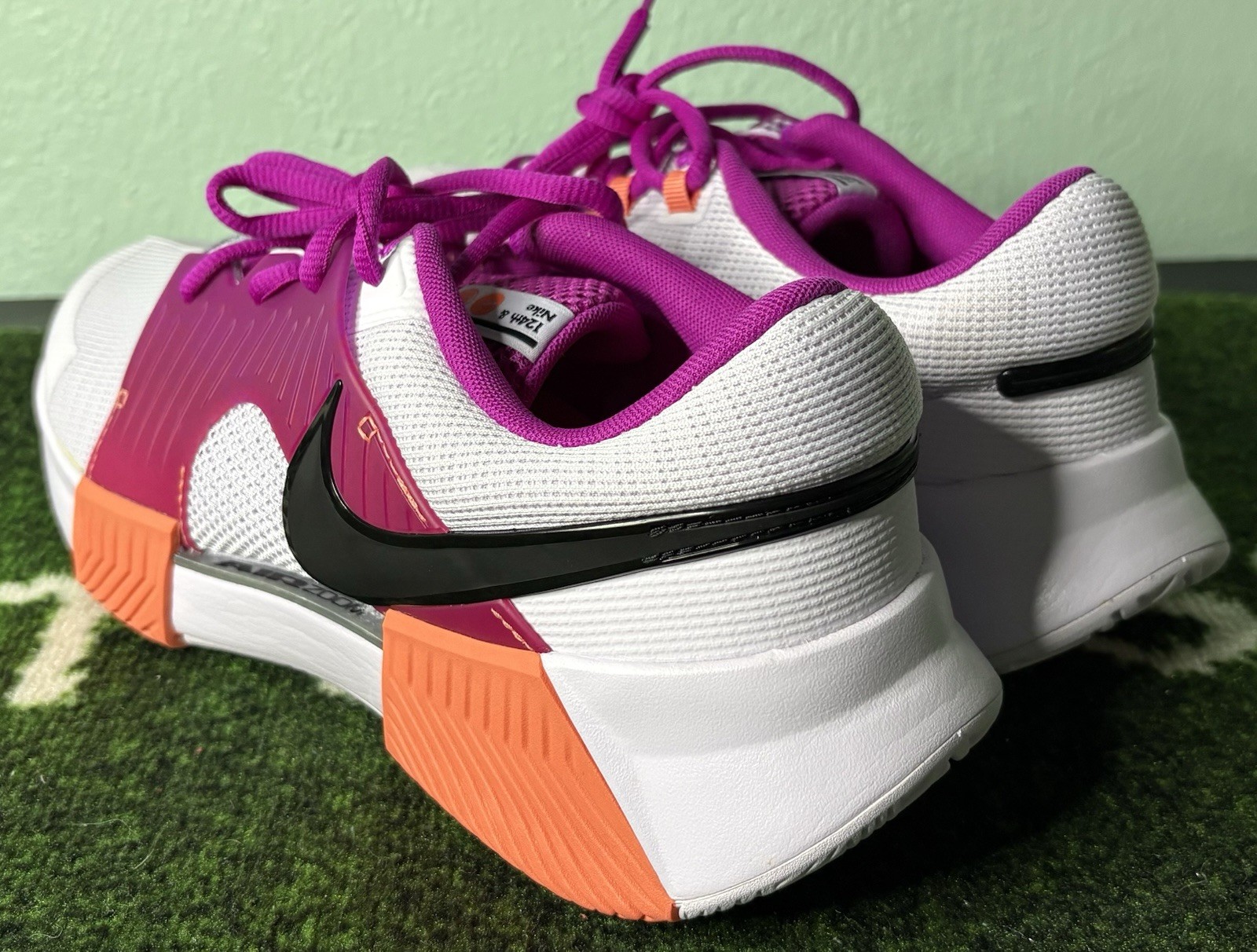 US Women’s 10.5/M 9 – Nike Zoom GP Challenge 1 Premium HC “NYC Tournament Pack”