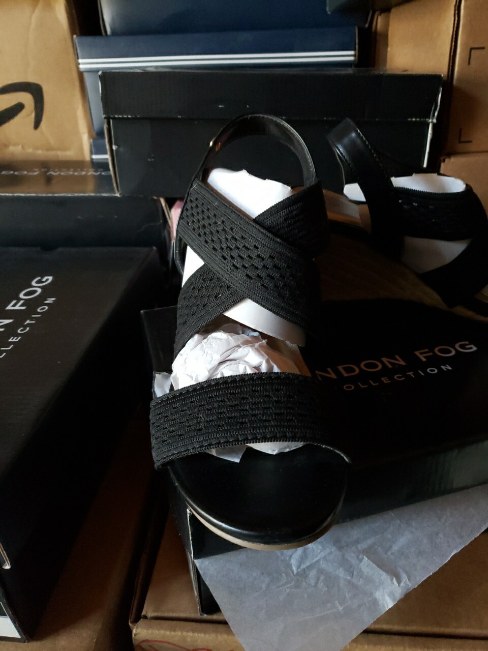 “London Fog” size 8.5 M , Woven Textile Sandals Pickwick BLACK Wedge Heel #00Q