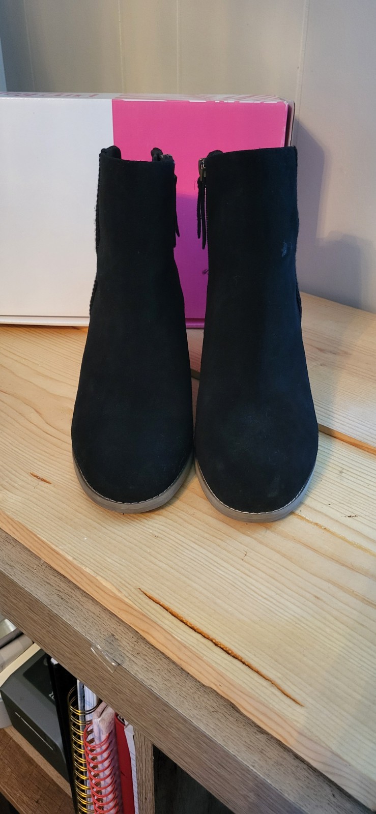 TOMS Sadie Wedge Booties Black Suede Ankle Boots Size 10 W Side Zip