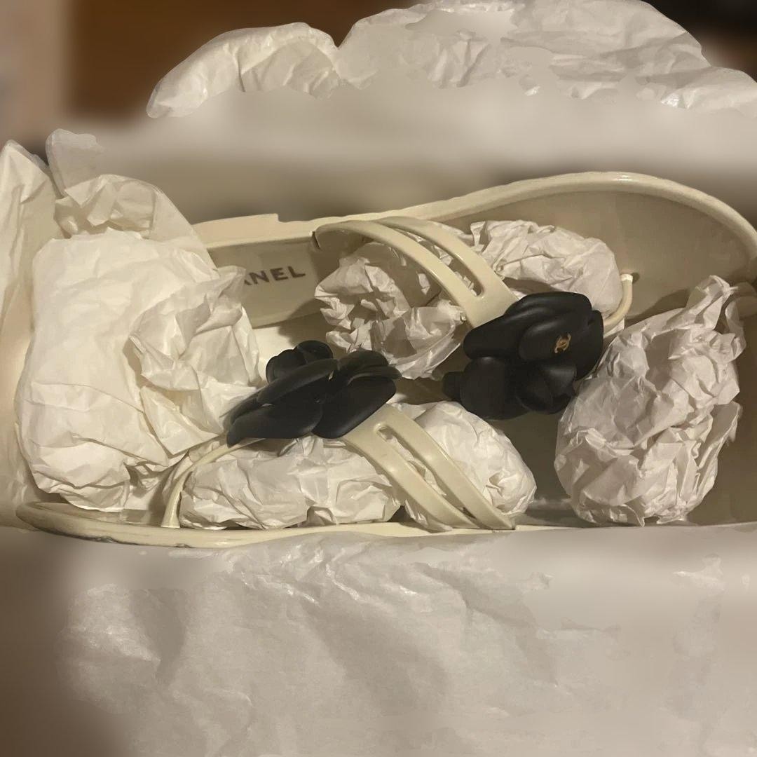 CHANEL Beach Sandals Size 38 23.5cm Excellent Condition with Box