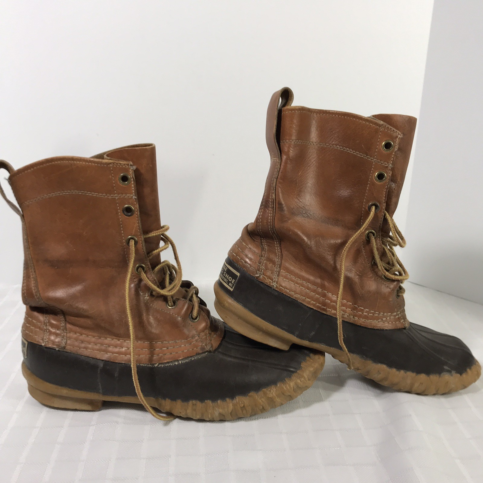 LL Bean Script Cursive Logo Mens 7 Narrow Maine Hunting Duck Boot Rubber Leather