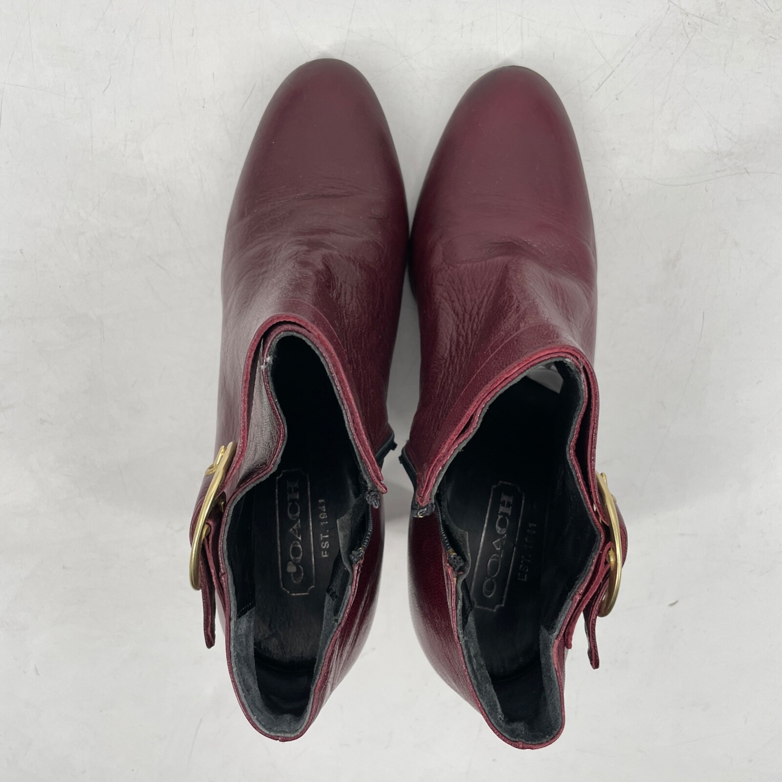 Coach Womens 7.5 B Burgundy kid Leather Nicolete Gold Buckle 3.25″ Heel Bootie