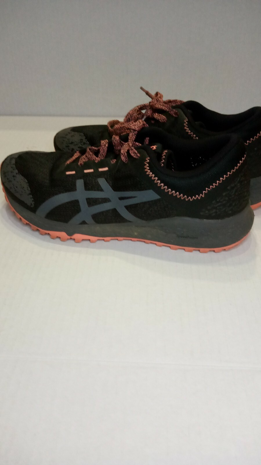 Asics Women Size 8 Alpine XT Black & Coral Running Shoes T878N Fitness