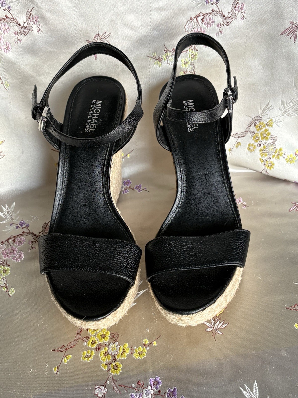 Michael Kors Espadrille Wedge Sandal Sz 7.5M Classic Black Leather Upper