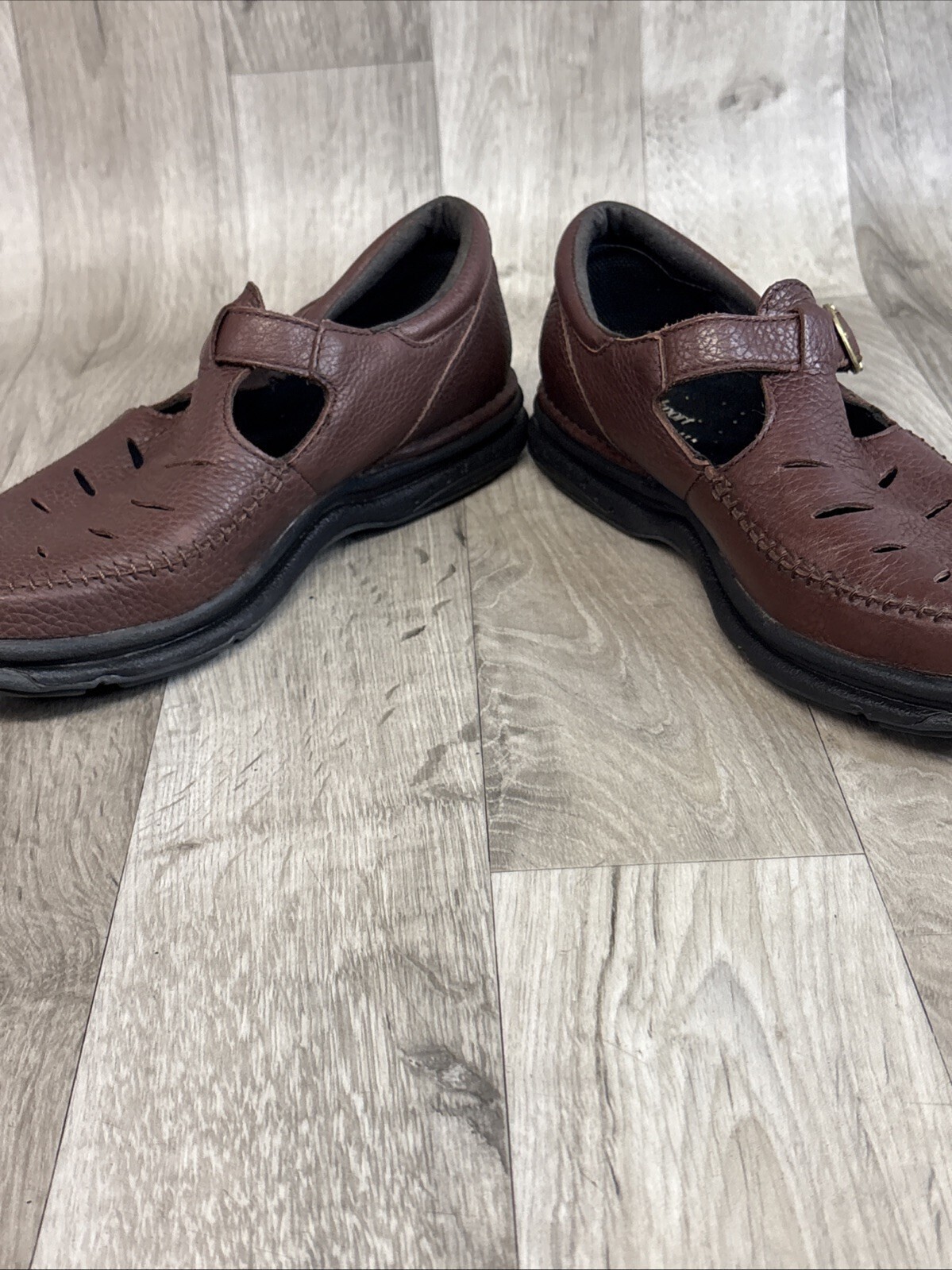 Rockport Women’s ProWalker T-Strap Mary Jane Brown Leather Walking Oxford 8.5 W