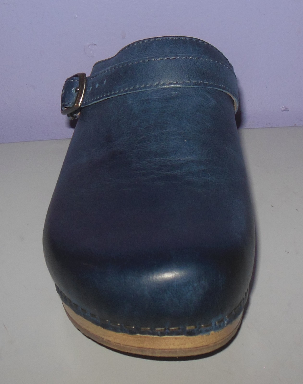 Dansko Berry Navy Blue Leather Swivel Strap Clogs Size 36 Euro 5.5-6 US