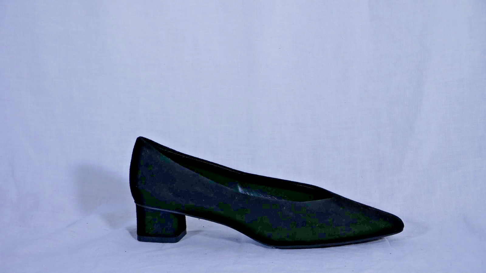 Everlane Suede Kitten Heel Pointed Toe Shoes Size 7